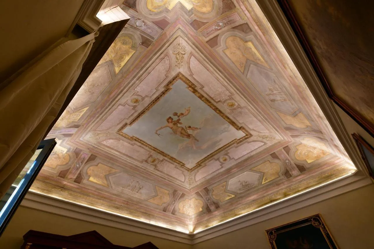 Sisuites Bari Italië